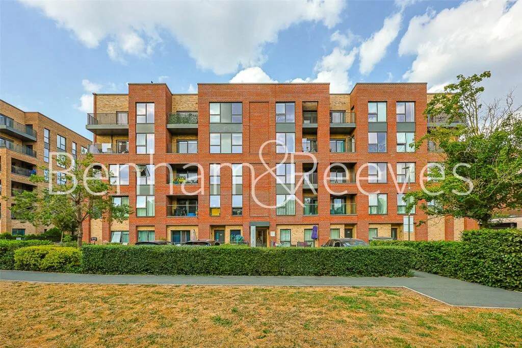 3 bedroom apartment for rent