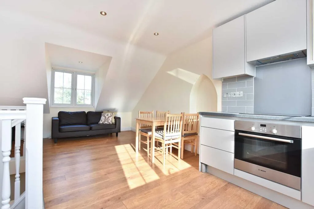 2 bedroom flat for rent