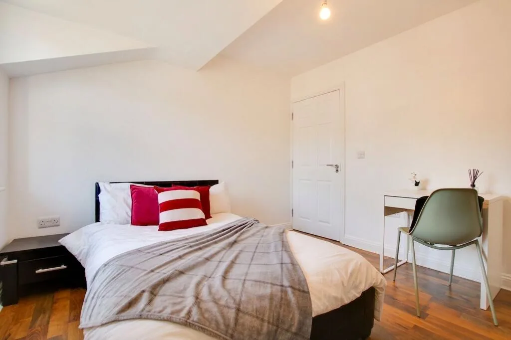 4 bedroom terraced house for rent