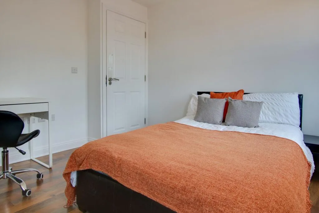 4 bedroom terraced house for rent