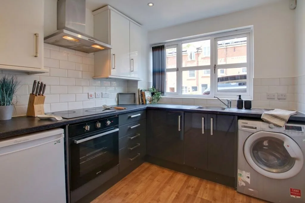 4 bedroom terraced house for rent