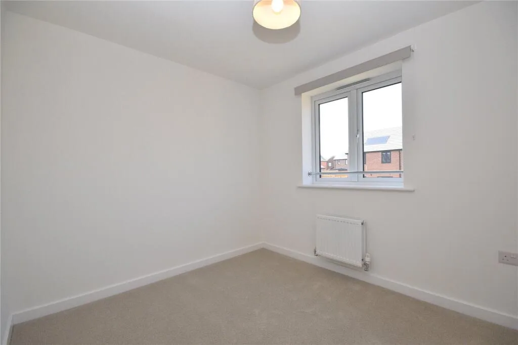 3 bedroom semi-detached house for rent