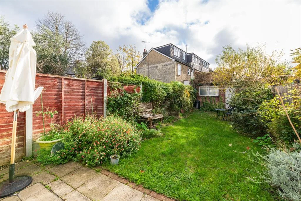2 bedroom terraced house for rent