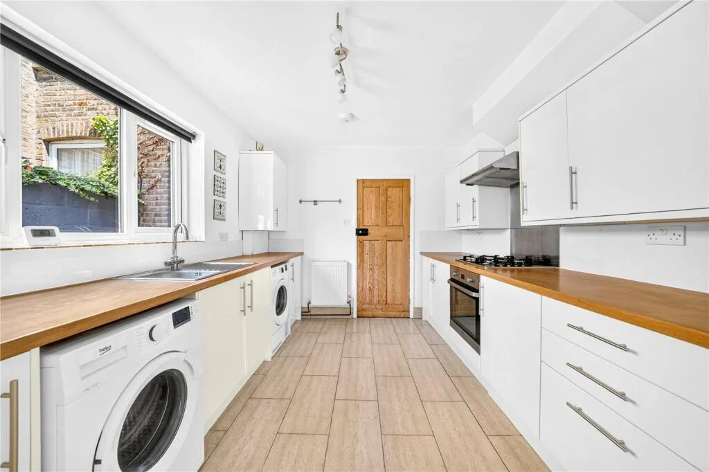 3 bedroom terraced house for rent