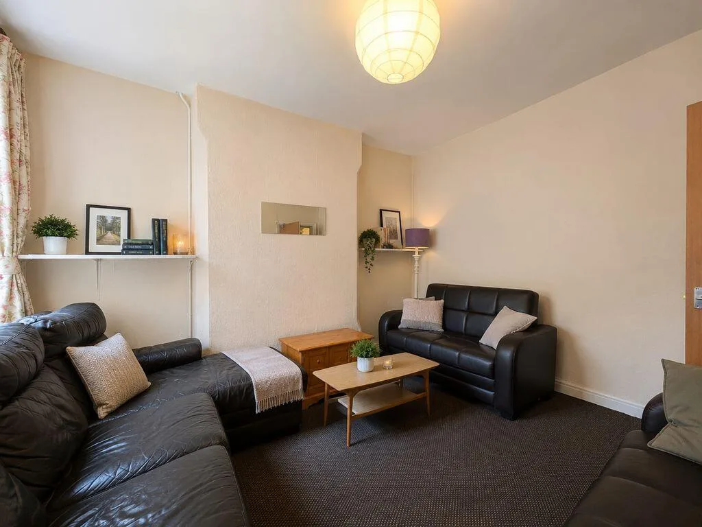 4 bedroom terraced house for rent