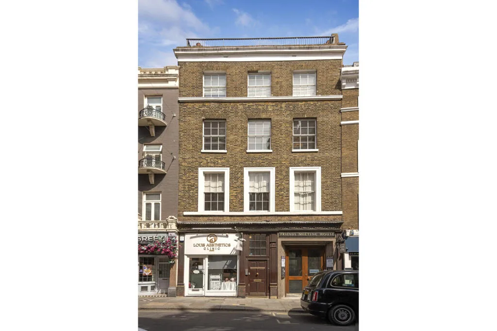 2 bedroom town house for rent