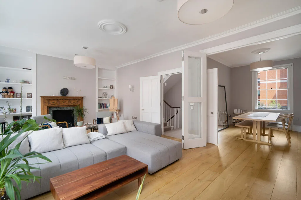 2 bedroom town house for rent