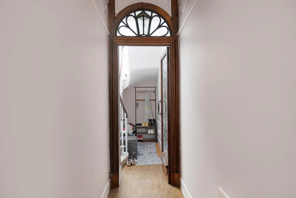 2 bedroom town house for rent