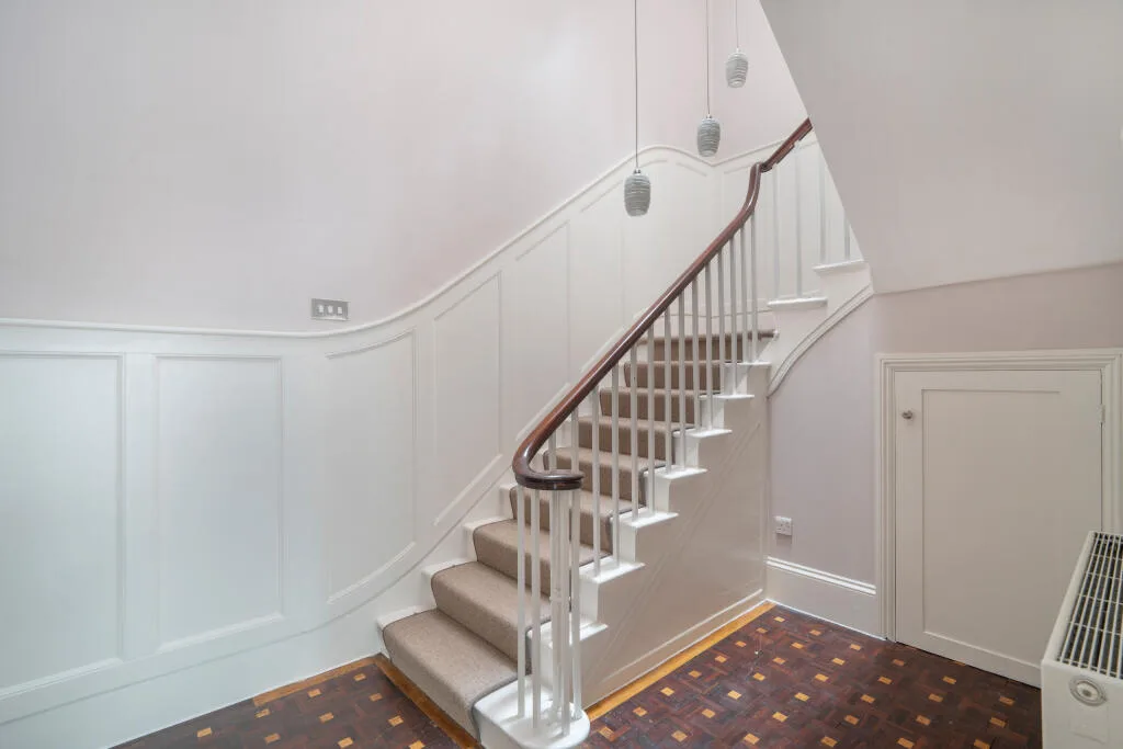 2 bedroom town house for rent