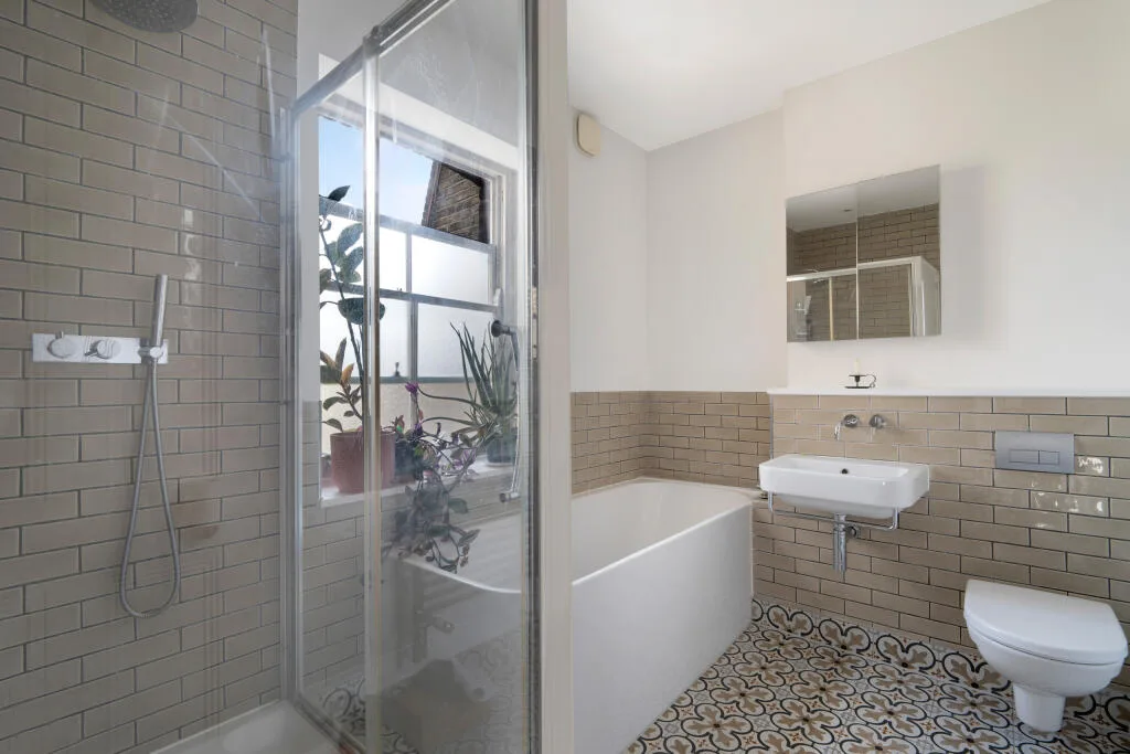 2 bedroom town house for rent