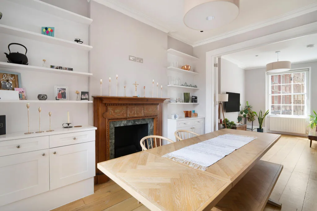2 bedroom town house for rent