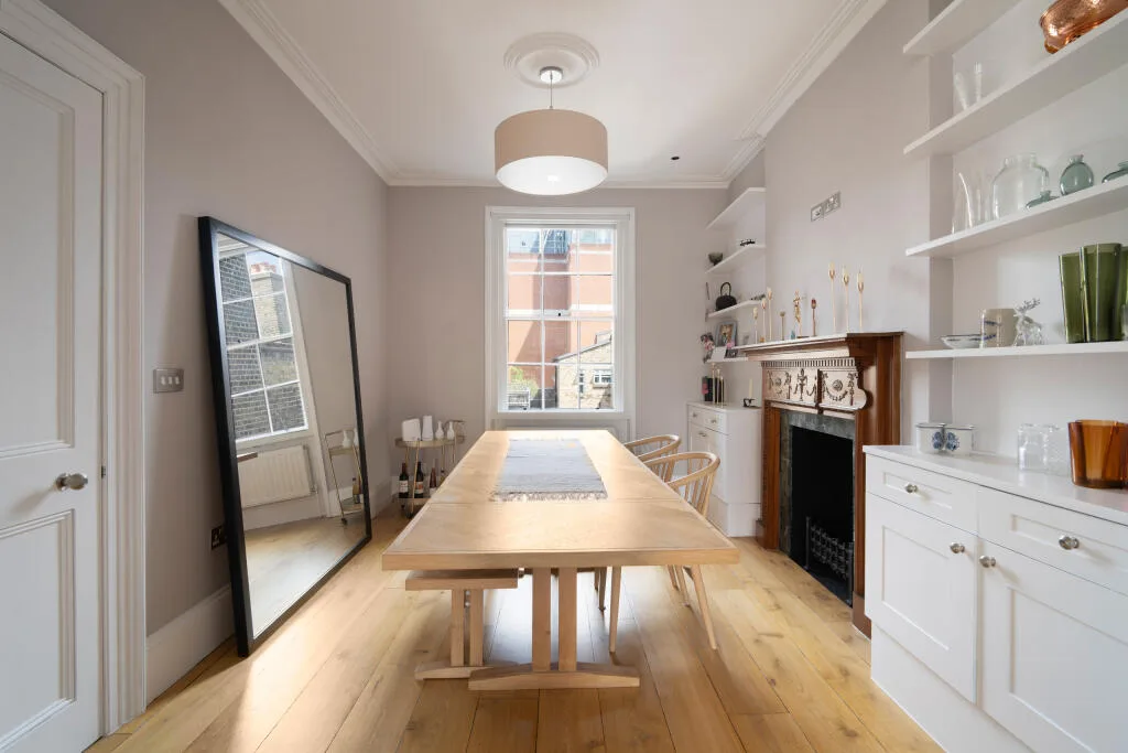 2 bedroom town house for rent