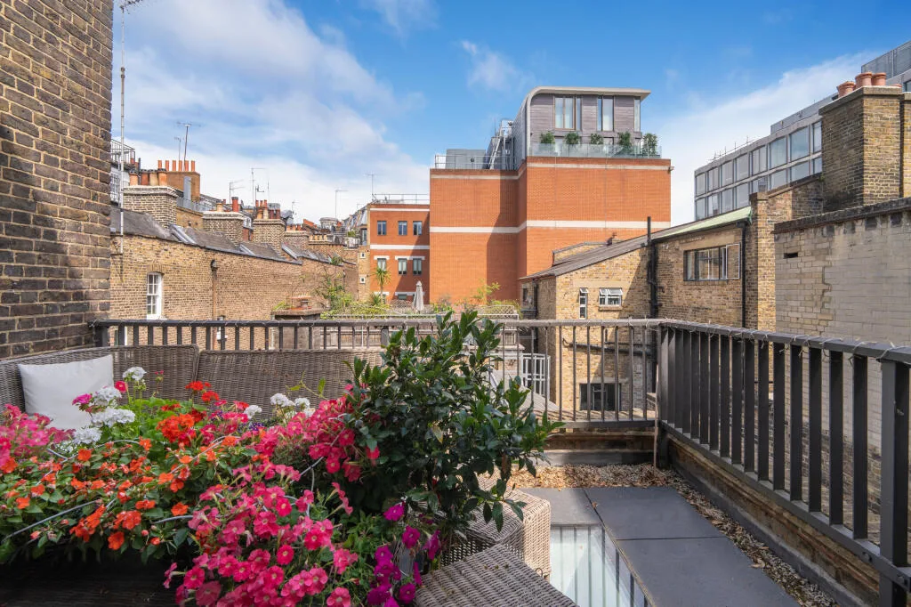 2 bedroom town house for rent
