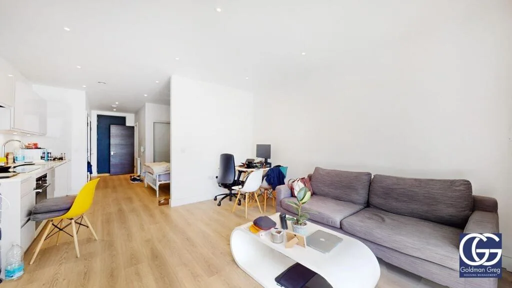 Studio apartment for rent