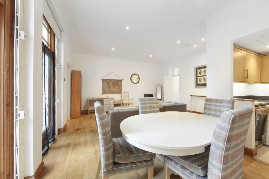 1 bedroom apartment for rent