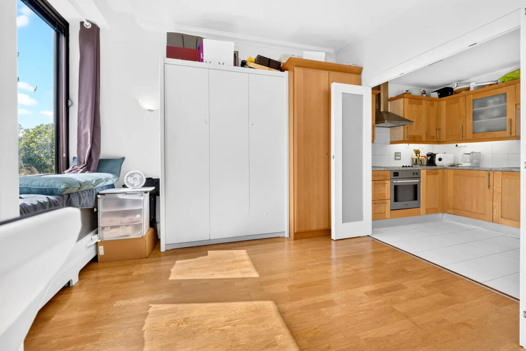Studio apartment for rent