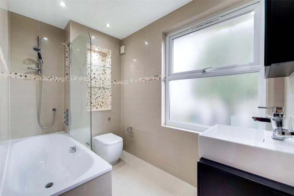 4 bedroom terraced house for rent