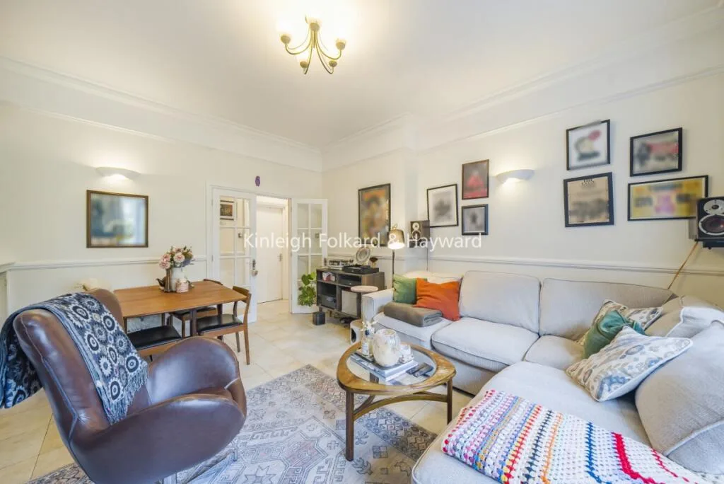 2 bedroom flat for rent