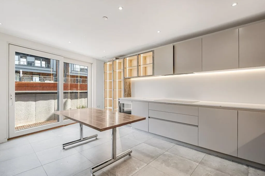 3 bedroom duplex for rent
