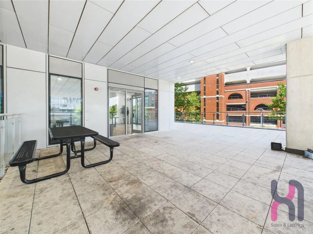 Studio apartment for rent
