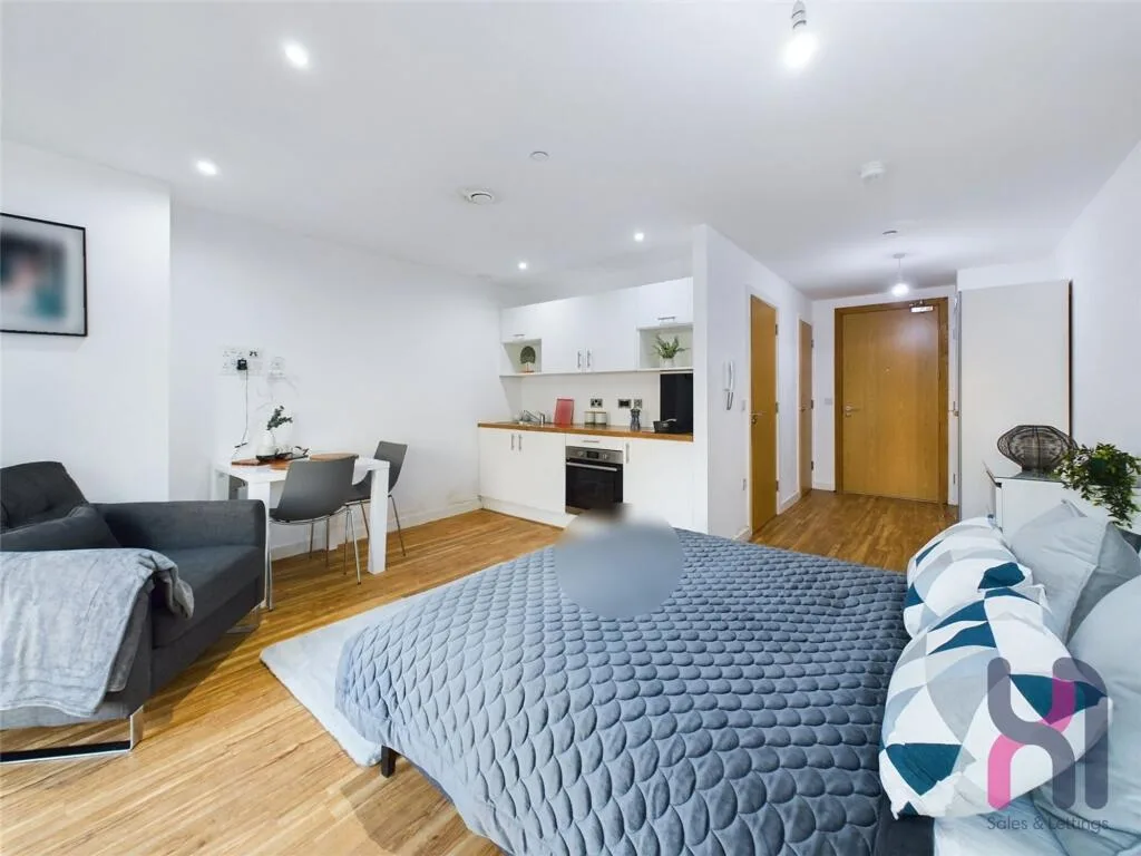 Studio apartment for rent