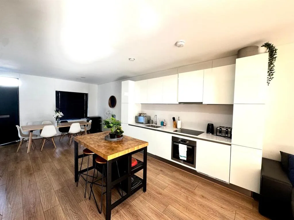 2 bedroom terraced house for rent