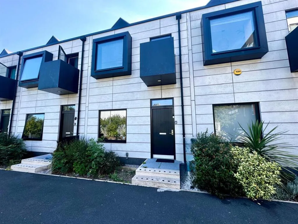 2 bedroom terraced house for rent
