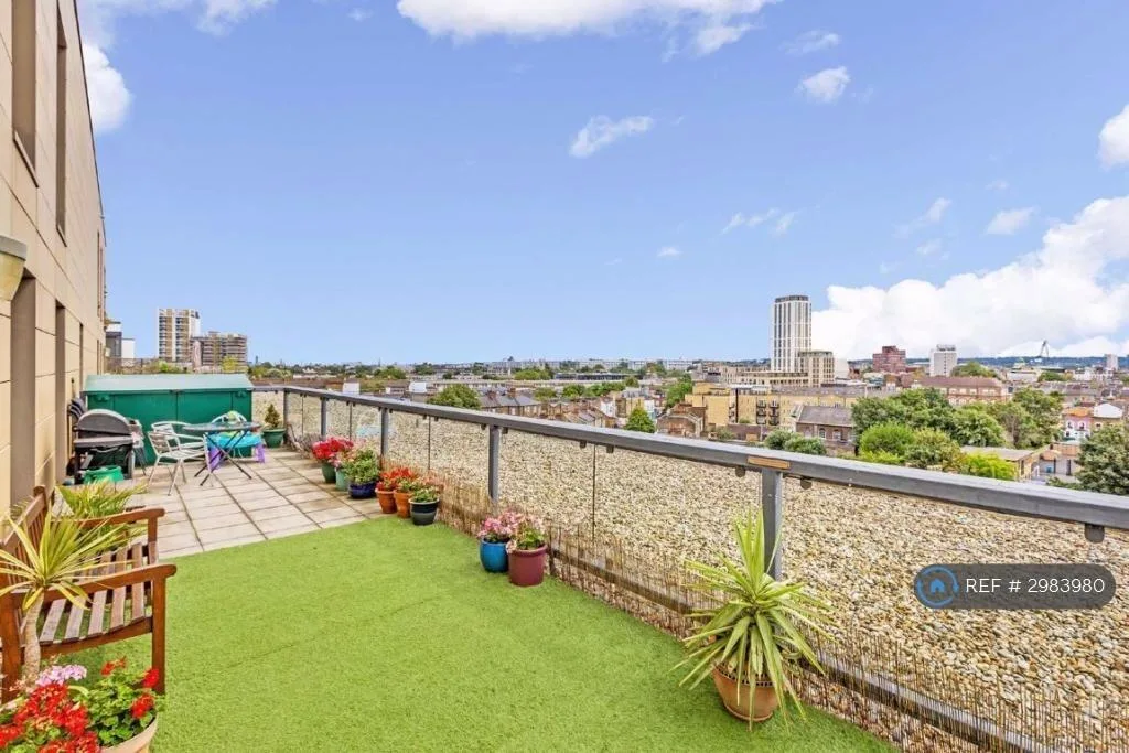 2 bedroom flat for rent