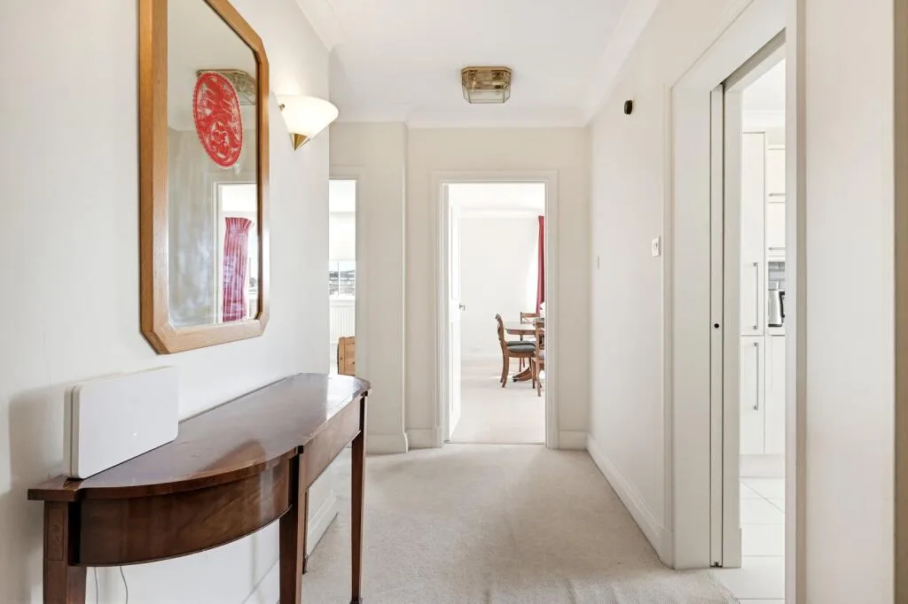 3 bedroom flat for rent