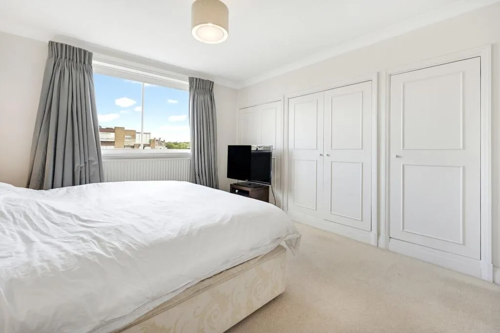 3 bedroom flat for rent