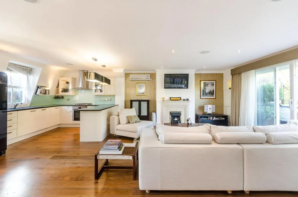 3 bedroom flat for rent