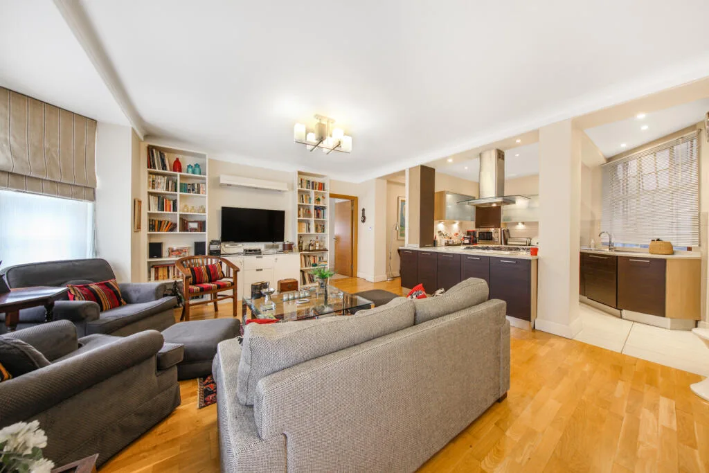 2 bedroom flat for rent