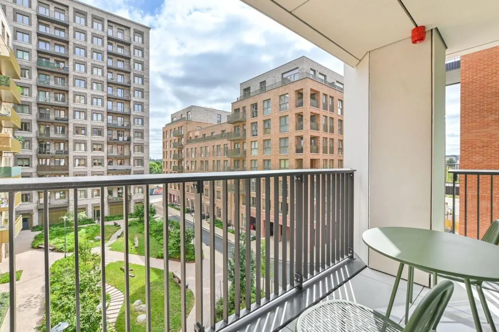 3 bedroom flat for rent