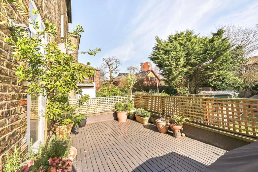 2 bedroom flat for rent