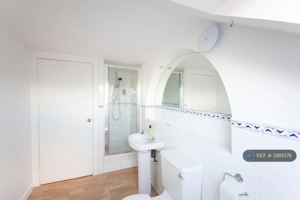 4 bedroom maisonette for rent