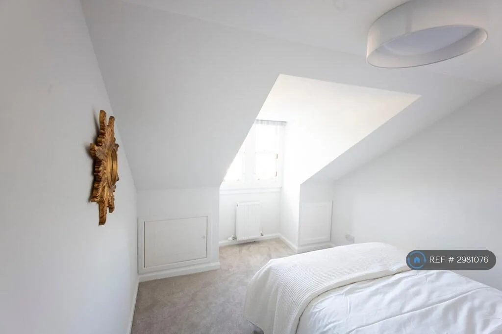4 bedroom maisonette for rent