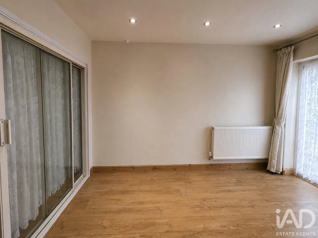 3 bedroom semi-detached house for rent