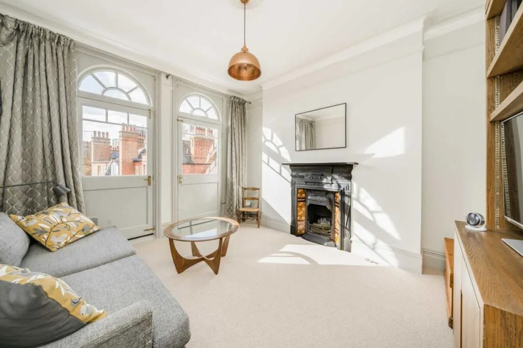 2 bedroom flat for rent