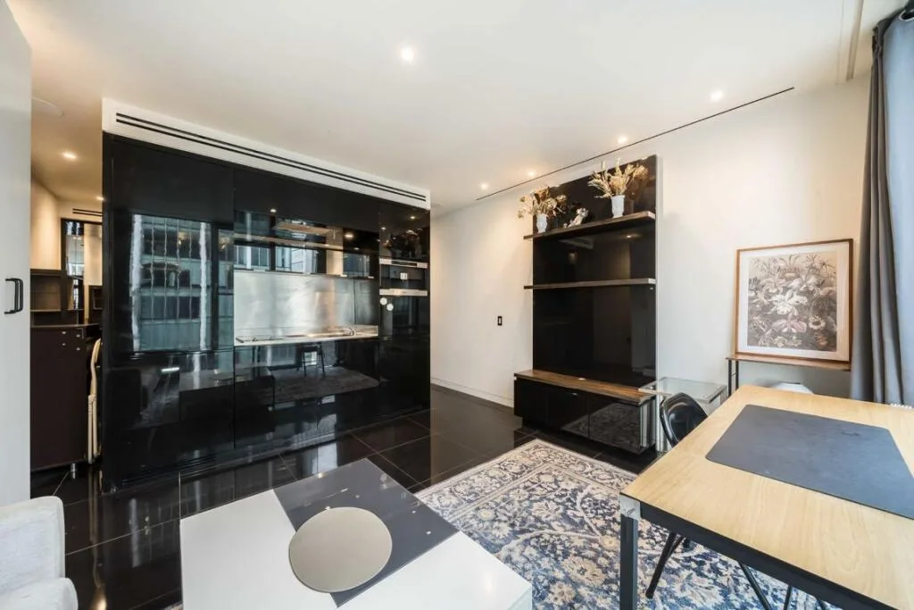 Studio flat for rent
