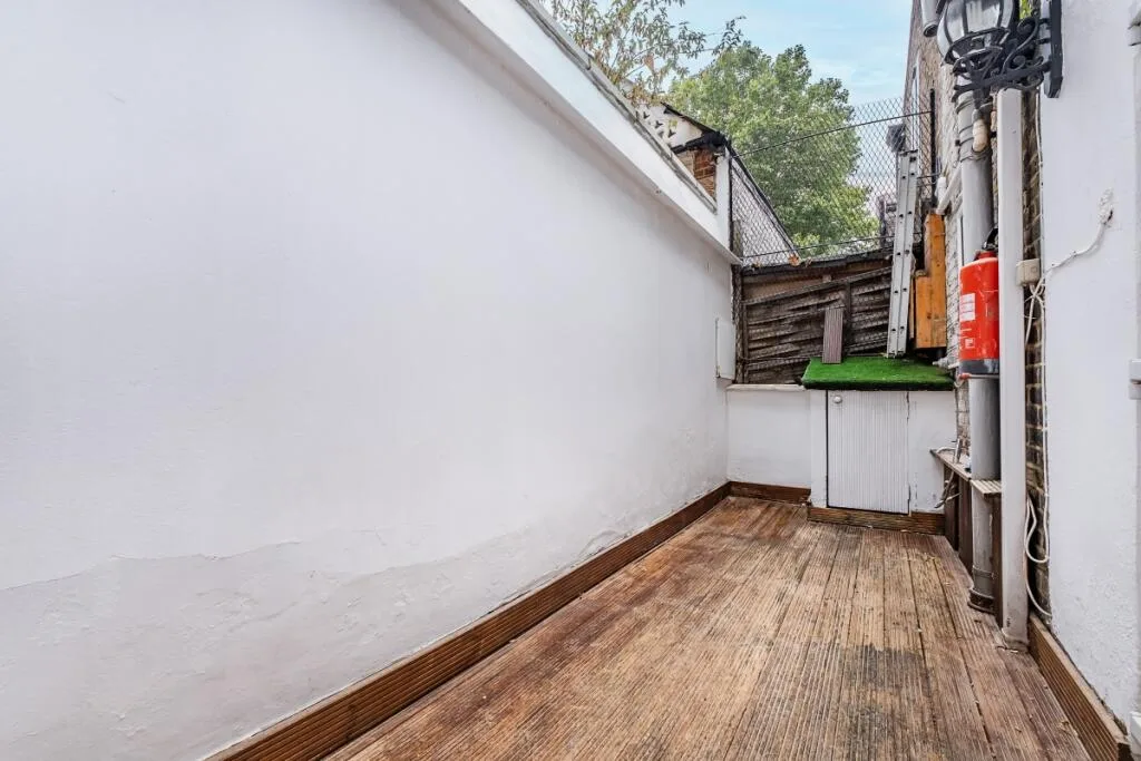 2 bedroom flat for rent