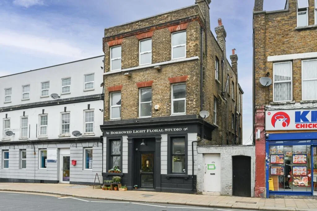 Studio flat for rent