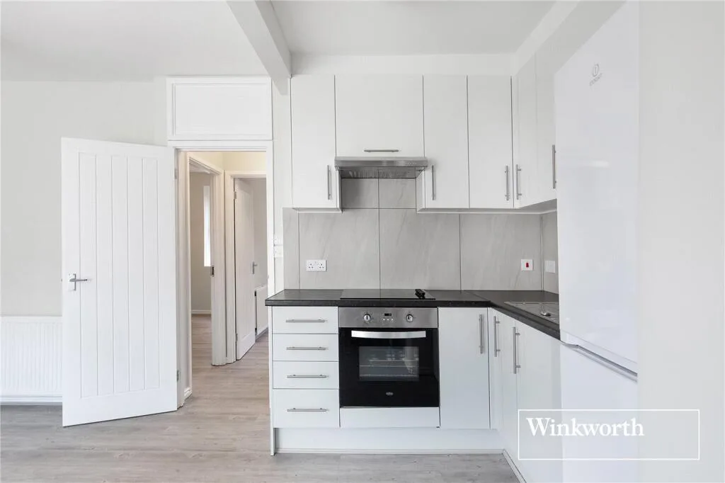 2 bedroom maisonette for rent