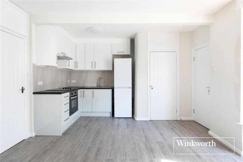 2 bedroom maisonette for rent
