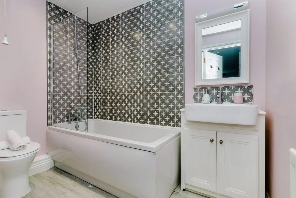 3 bedroom apartment for rent