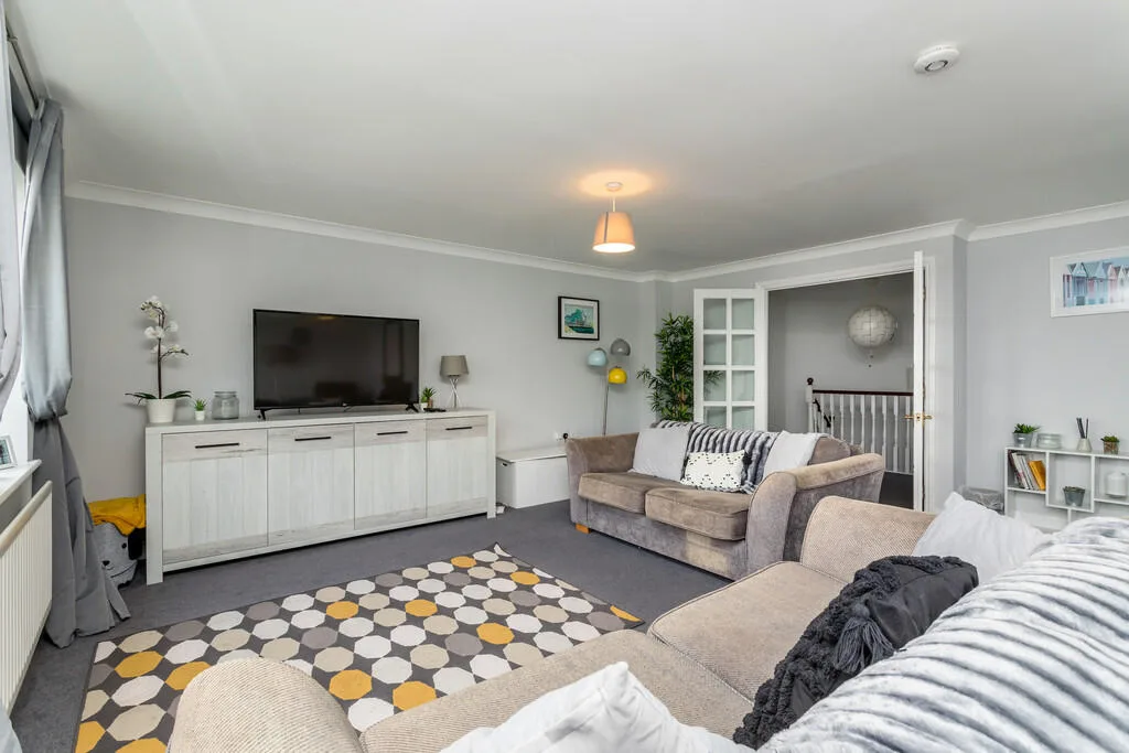 3 bedroom apartment for rent