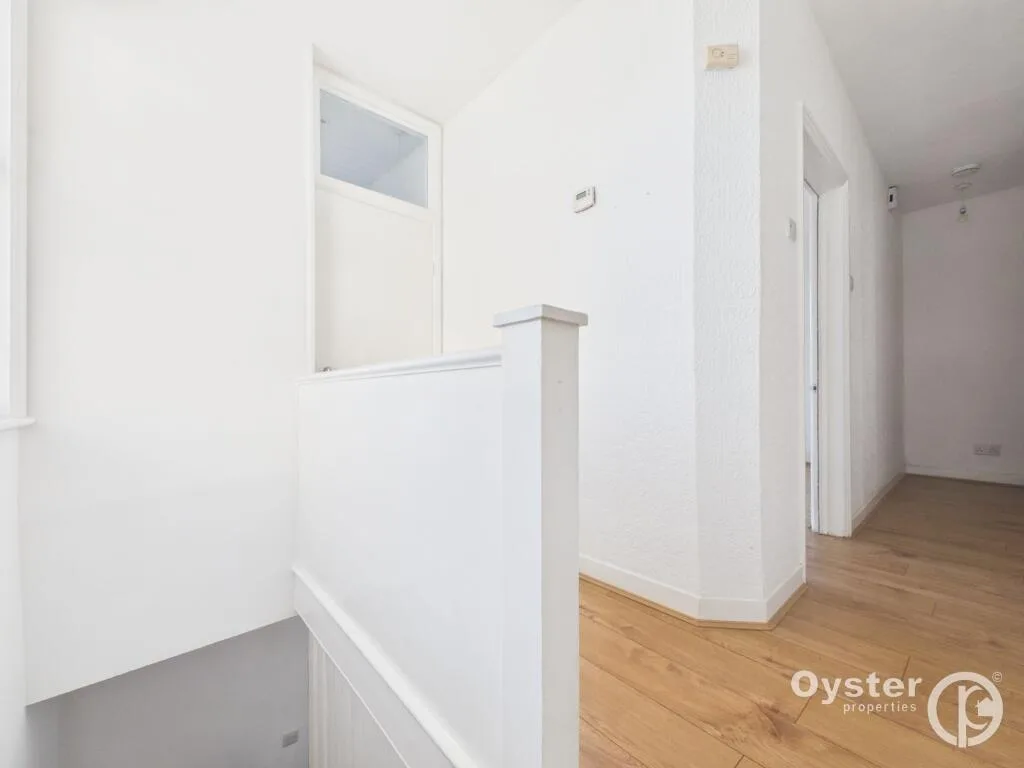 3 bedroom maisonette for rent