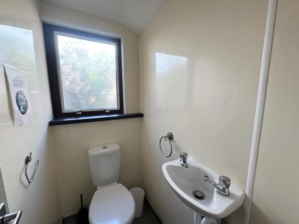 5 bedroom house for rent
