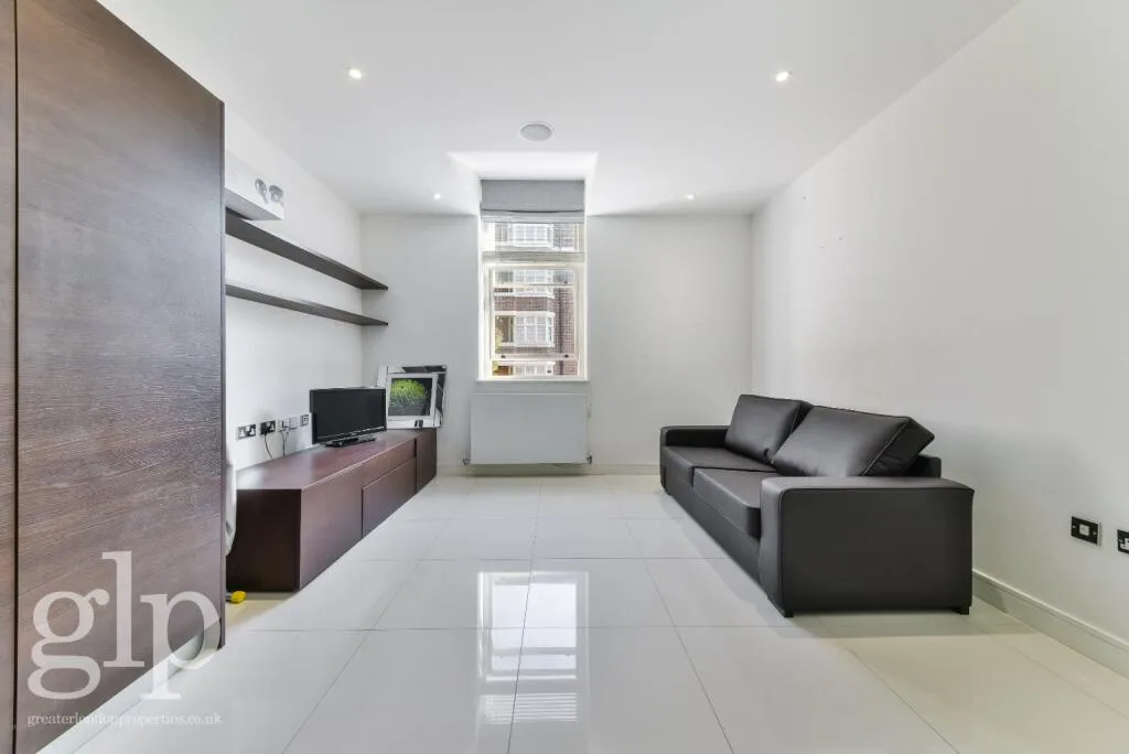 Studio apartment for rent