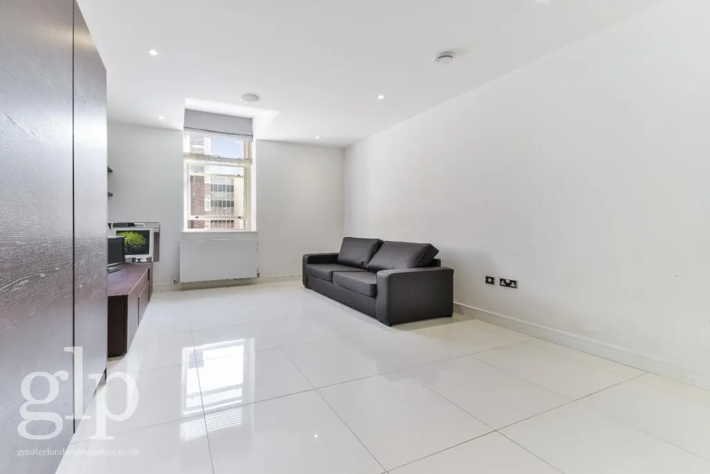 Studio apartment for rent