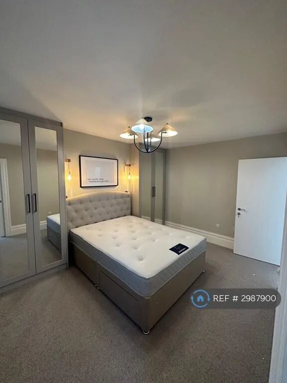 3 bedroom flat for rent